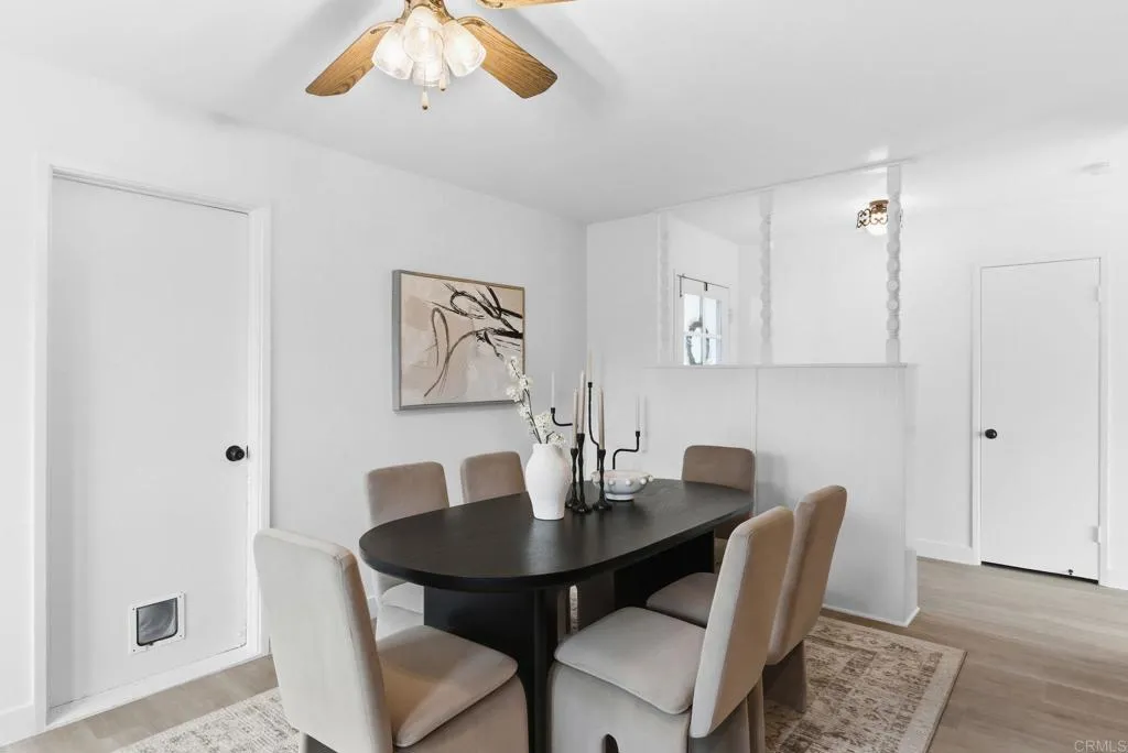 https://cdn.realtyfeed.com/cdn/127/306663446/31fd1320c6d0792450b34d971602edf0.webp
