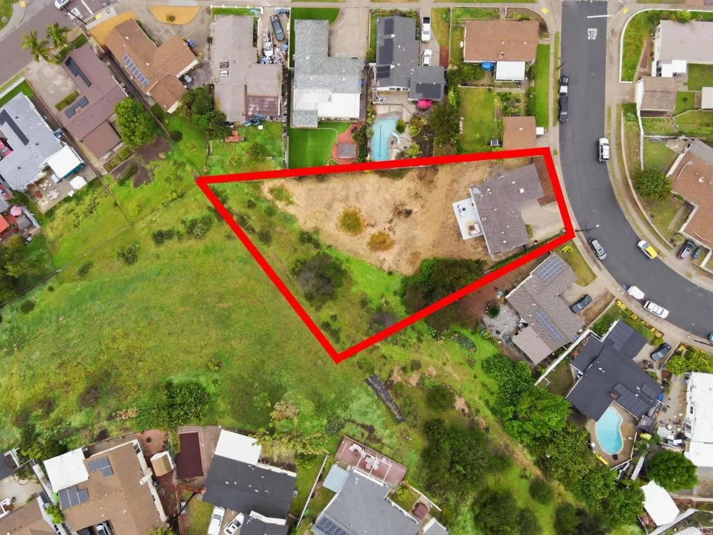 https://cdn.realtyfeed.com/cdn/127/306663446/f46f1a4dc07b996061d49e7035e6c287.webp