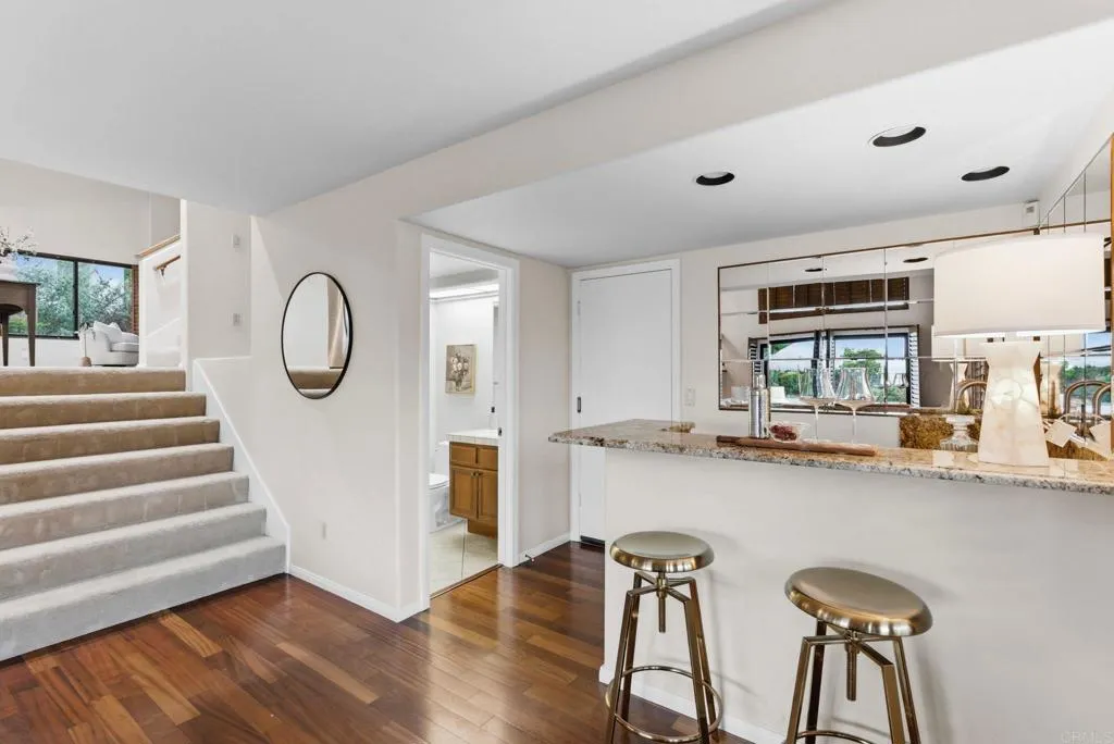 https://cdn.realtyfeed.com/cdn/127/306663505/24858cc8b9a04bfe310059575e48cc67.webp