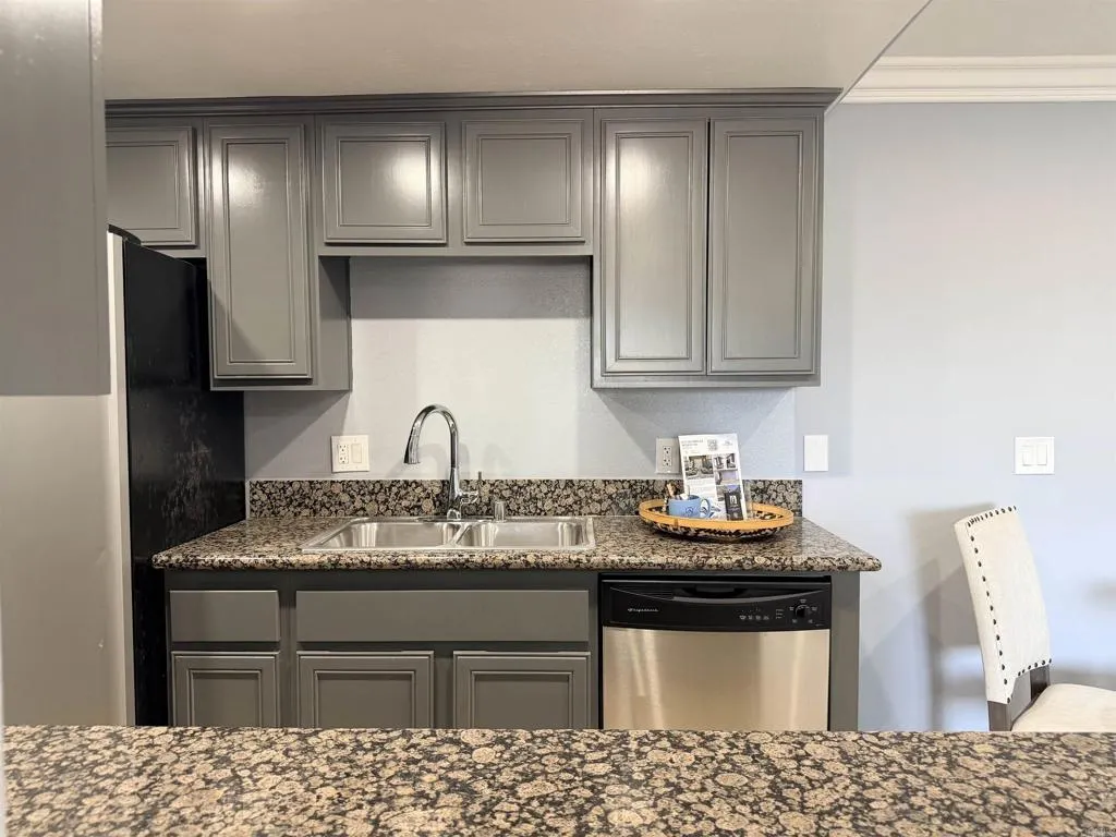 https://cdn.realtyfeed.com/cdn/127/306663533/1f10155b68d8a682eba679e662f295bf.webp