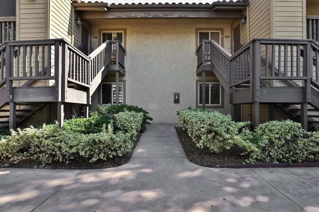 https://cdn.realtyfeed.com/cdn/127/306663533/54c9ad5cd04c5e0d25289f5032e08263.webp