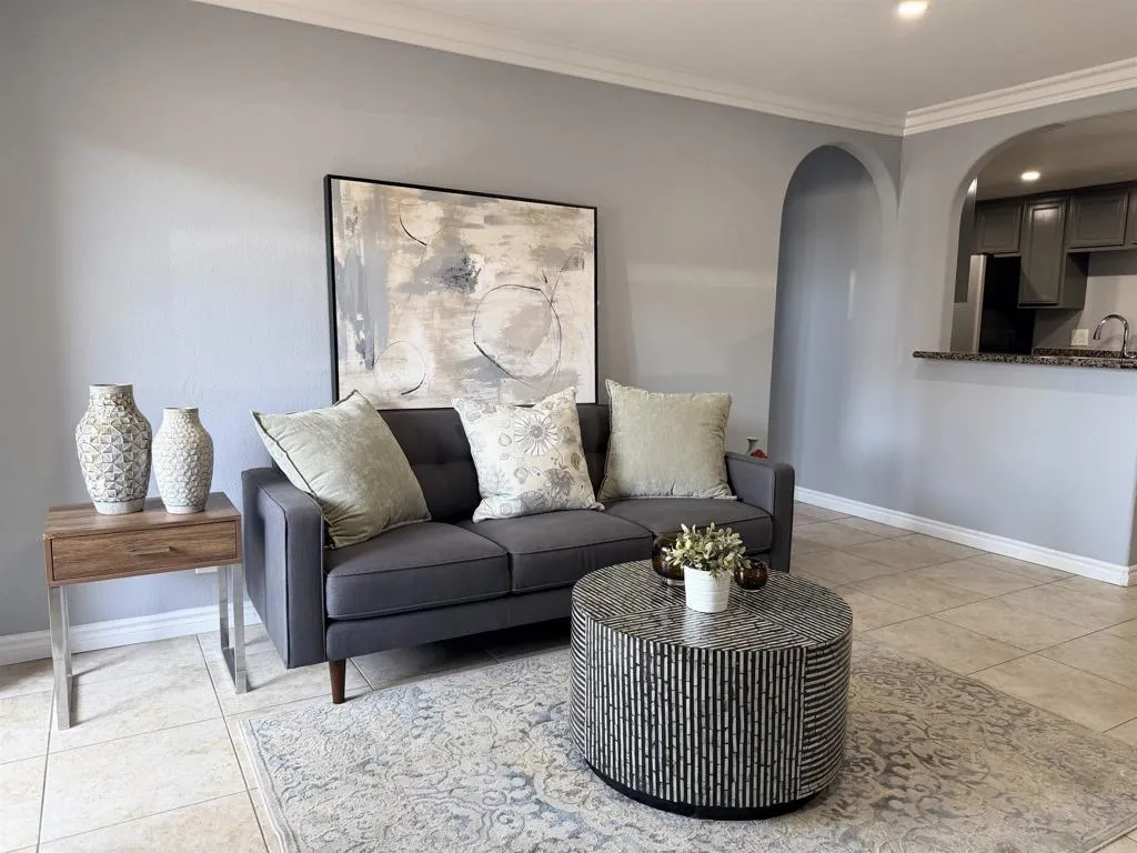 https://cdn.realtyfeed.com/cdn/127/306663533/e00a65022b17ca65dfb408ca8bd0c8c9.webp