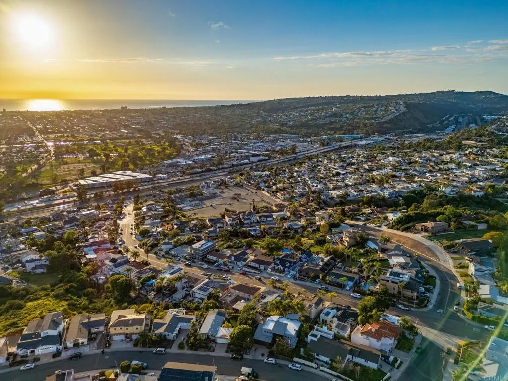 https://cdn.realtyfeed.com/cdn/127/306663542/681138ada3230e298b7324e76512e264.webp
