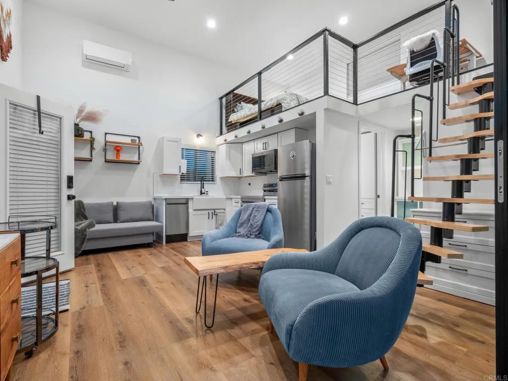 https://cdn.realtyfeed.com/cdn/127/306663542/71aff903440904136488ff62ac3eefe7.webp