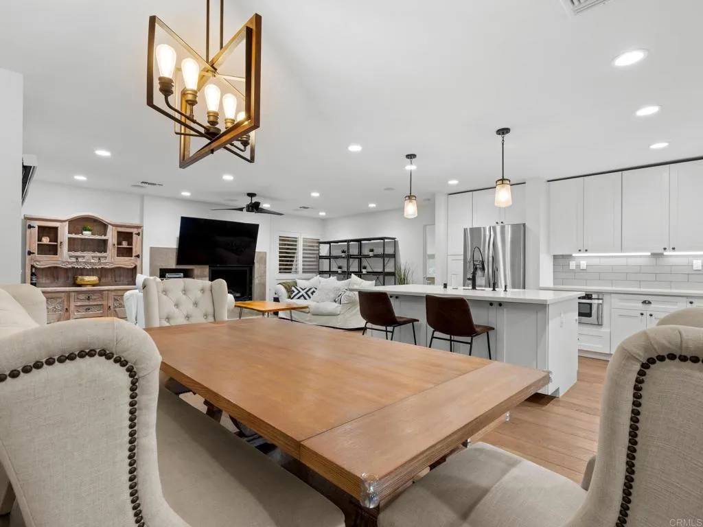 https://cdn.realtyfeed.com/cdn/127/306663542/73690648545ab1722f9c2be6c40f4c4b.webp