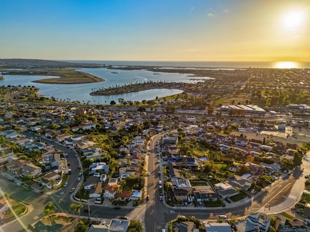 https://cdn.realtyfeed.com/cdn/127/306663542/7a9bc7d5ab95268f9684b233151617b1.webp