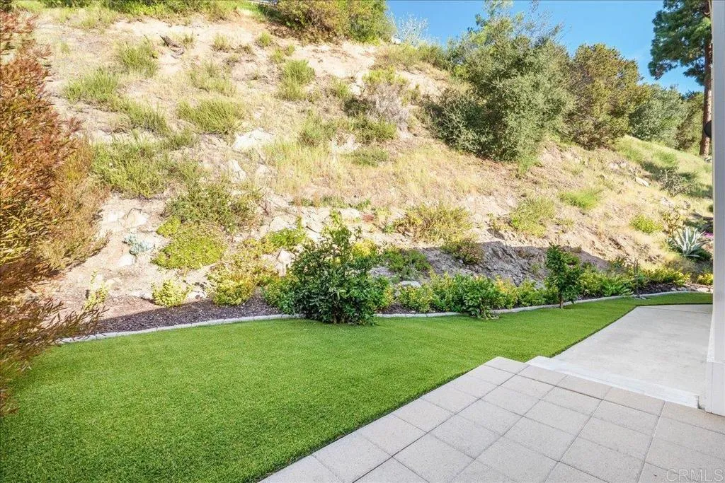https://cdn.realtyfeed.com/cdn/127/306663578/2d7f90271a4a05b32a6c55278144a5e8.webp