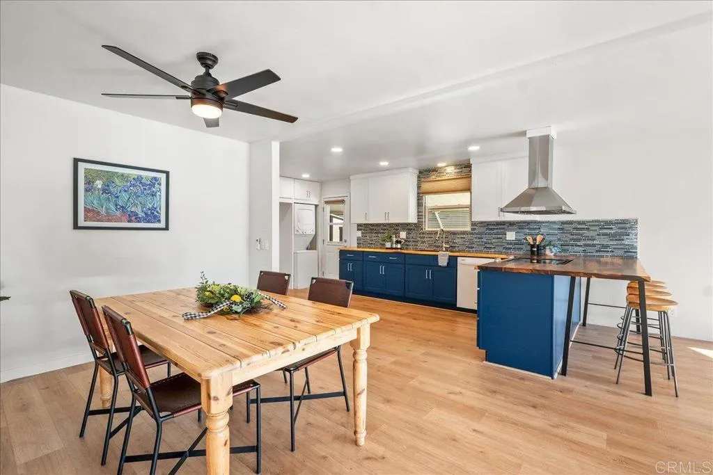 https://cdn.realtyfeed.com/cdn/127/306663578/68bf46373f7d1b83d3f19d59bb283061.webp