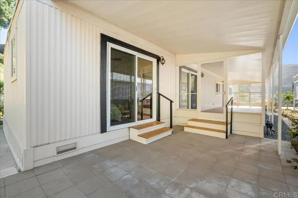 https://cdn.realtyfeed.com/cdn/127/306663578/89c5bfcdb6b0bb909ab9cab0faade035.webp