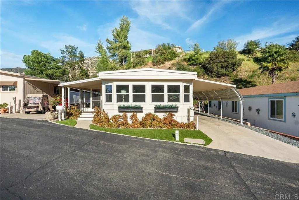 https://cdn.realtyfeed.com/cdn/127/306663578/fee489ebc417dd948467c860a0abb014.webp