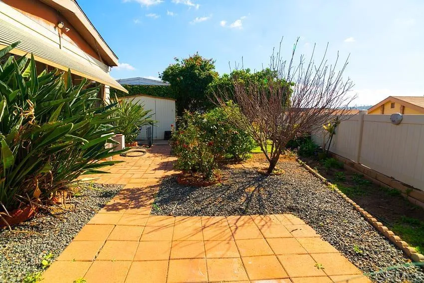 https://cdn.realtyfeed.com/cdn/127/306663644/34af200a5a85977be580d04c0d931acd.webp