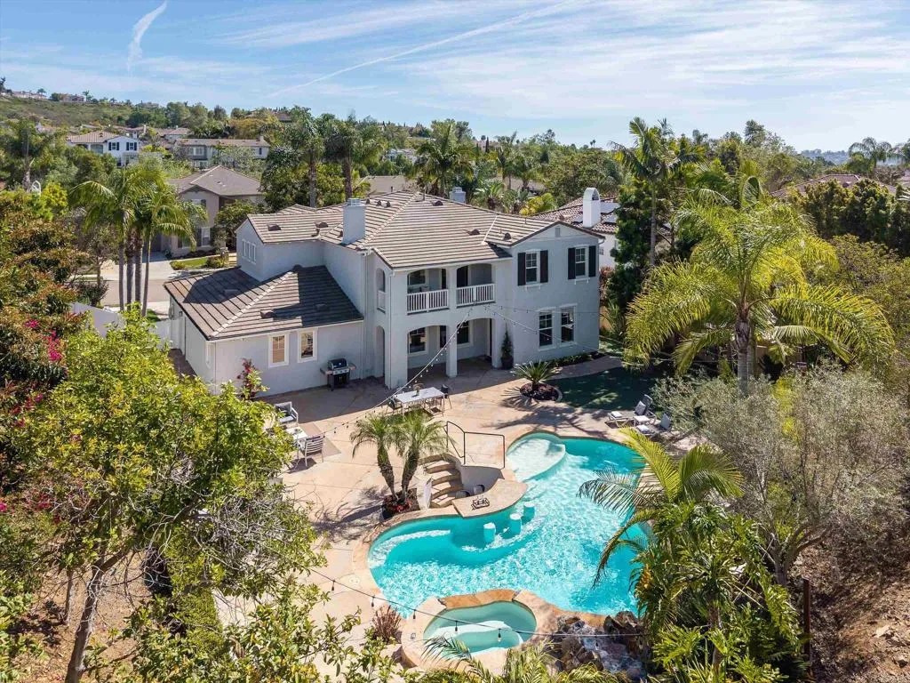https://cdn.realtyfeed.com/cdn/127/306663652/dbd2962a9d52822eab360652ba3c029e.webp
