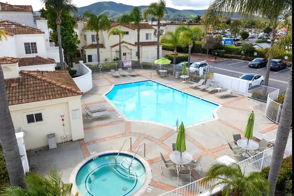 https://cdn.realtyfeed.com/cdn/127/306663654/55da3485139540f69072bfc368831bf5.webp