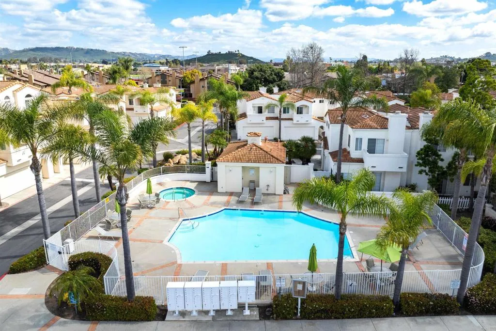 https://cdn.realtyfeed.com/cdn/127/306663654/7cb7812dc3c99c5a00779eb343974eea.webp