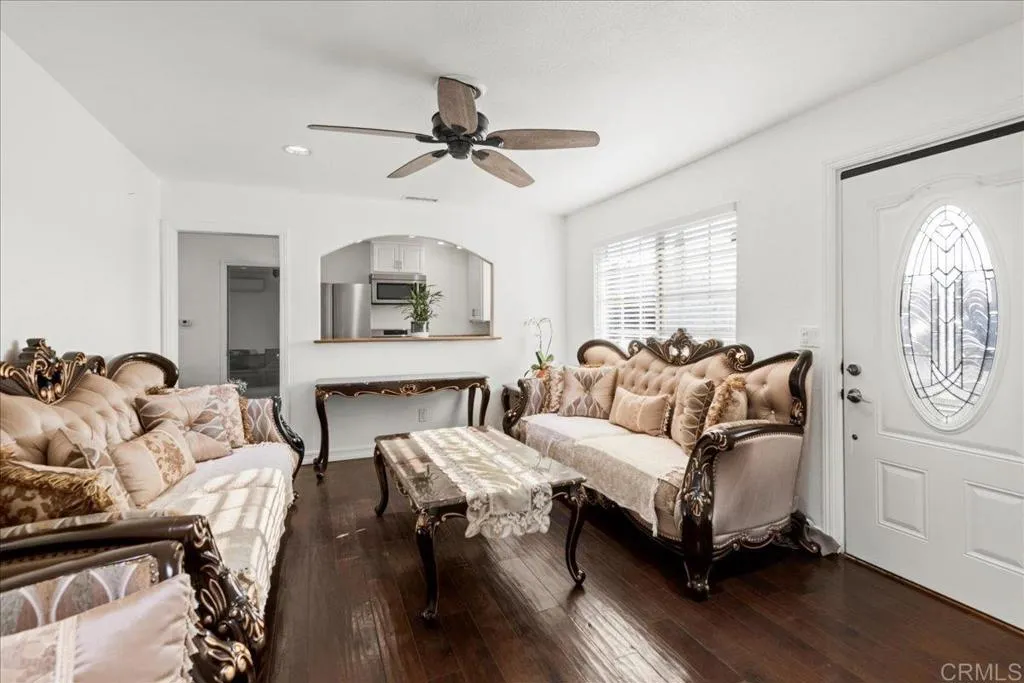 https://cdn.realtyfeed.com/cdn/127/306663655/16ddf839d6b6ae0b97cdf017c8924700.webp