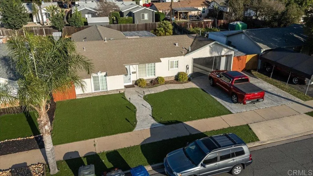 https://cdn.realtyfeed.com/cdn/127/306663655/ad27cb6613f809e99c886912b532d649.webp