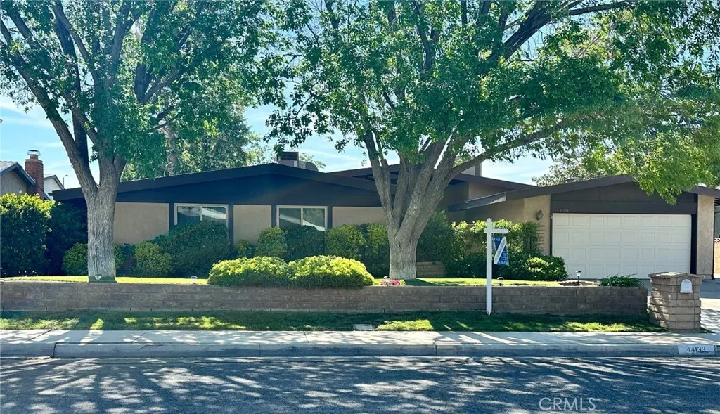 Lancaster, CA 93536