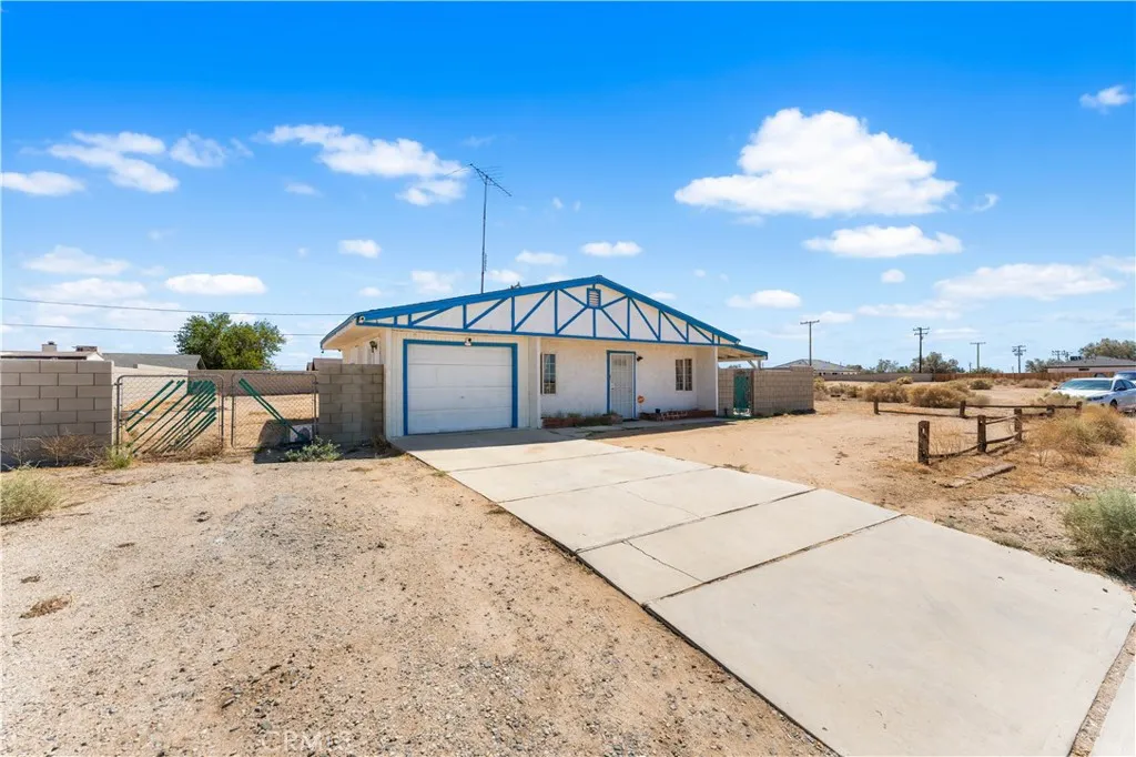 20116 Neuralia, California City, CA, 93505