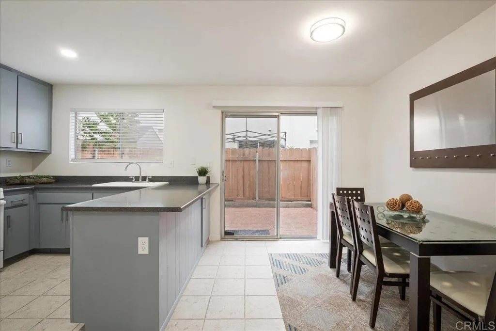 https://cdn.realtyfeed.com/cdn/127/306663750/0bae9fc9041bd15f180f3f89a00ffe27.webp