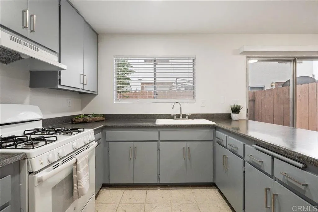 https://cdn.realtyfeed.com/cdn/127/306663750/4759894252854909ebab47353857a113.webp