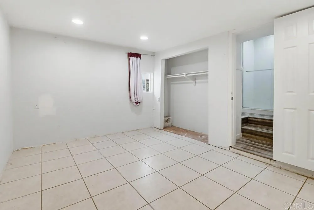 https://cdn.realtyfeed.com/cdn/127/306663763/6f659ffc3b36548e4baf971c93b49a49.webp