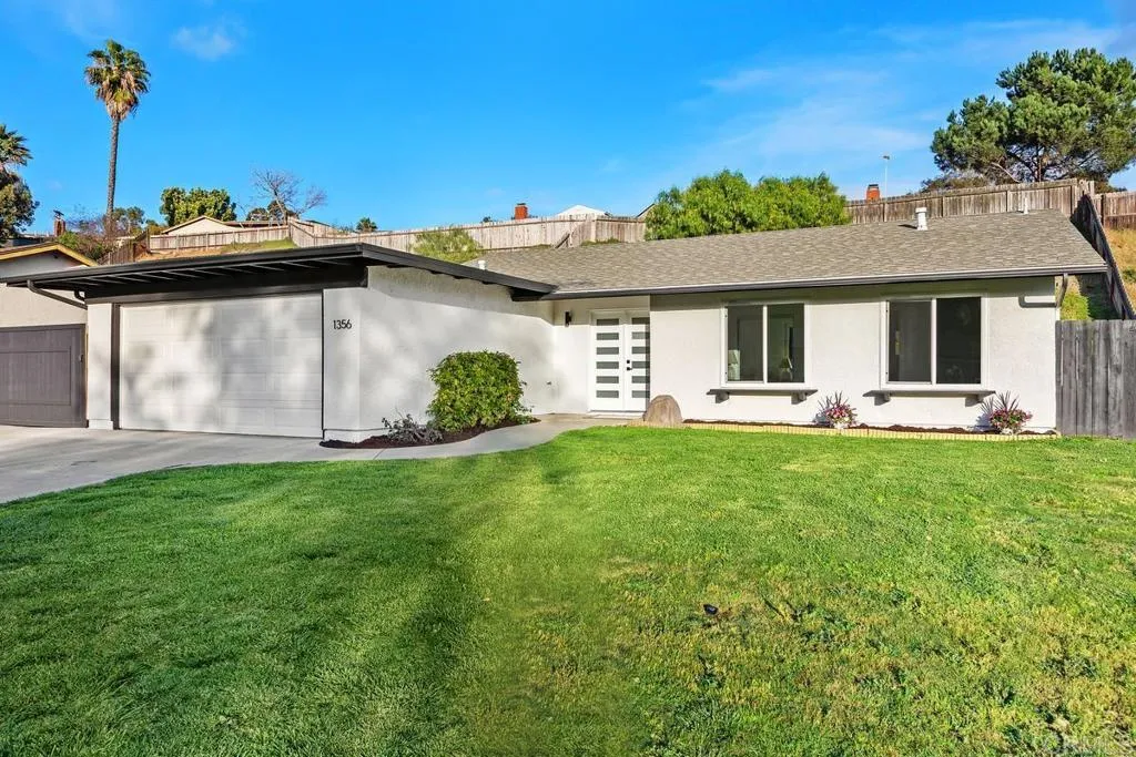 https://cdn.realtyfeed.com/cdn/127/306663819/78a790a9a5fbe004e30ae490624f1d4a.webp