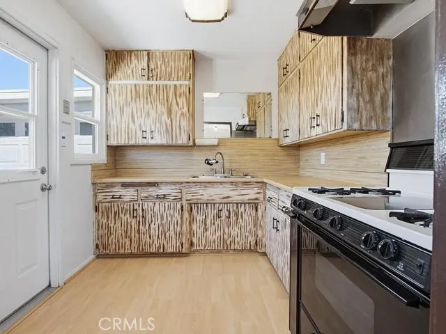 https://cdn.realtyfeed.com/cdn/127/306663824/80555ddc4c04da7add5970a6ad16fa60.webp