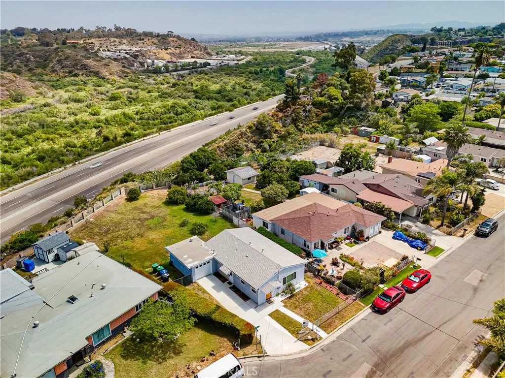 https://cdn.realtyfeed.com/cdn/127/306663824/d3f2ee59312a95d3f9872993959f82f0.webp