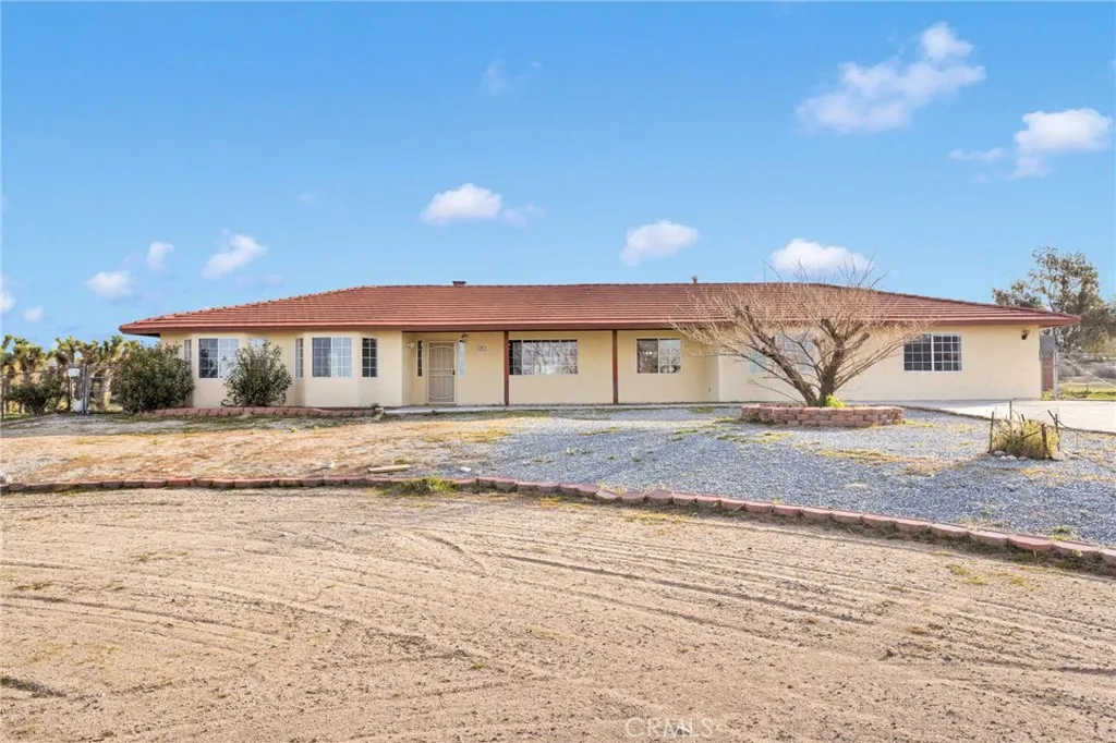 Pinon Hills, CA 92372