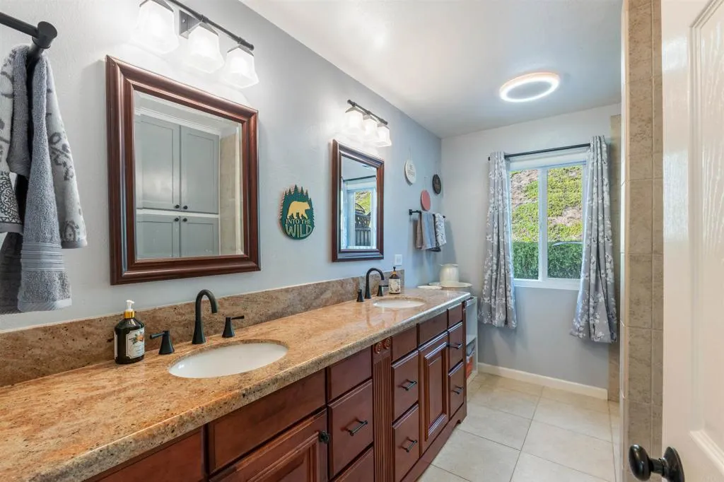 https://cdn.realtyfeed.com/cdn/127/306663875/d03f1ce1853fc7b29eccacde3a27fb61.webp