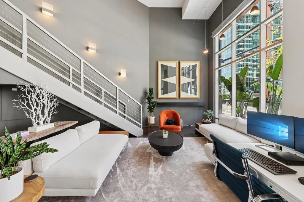 https://cdn.realtyfeed.com/cdn/127/306663878/4ad908c84dc139c5681bb050c680cb24.webp