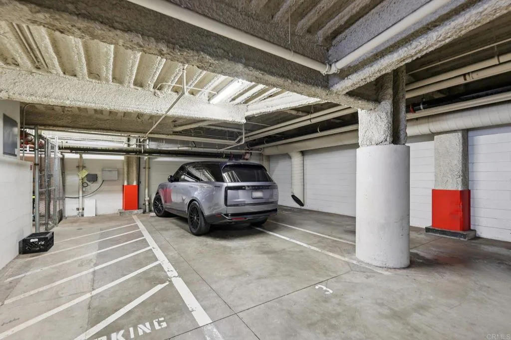 https://cdn.realtyfeed.com/cdn/127/306663878/eff4febb069b922dce8c31c1164cf8d8.webp