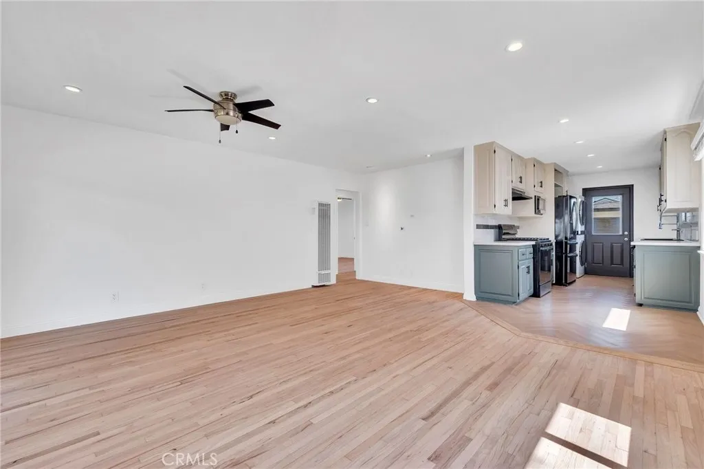 15322 Cordary Avenue, Lawndale, CA 90260 - Photo 3 of 18, Lawndale, CA