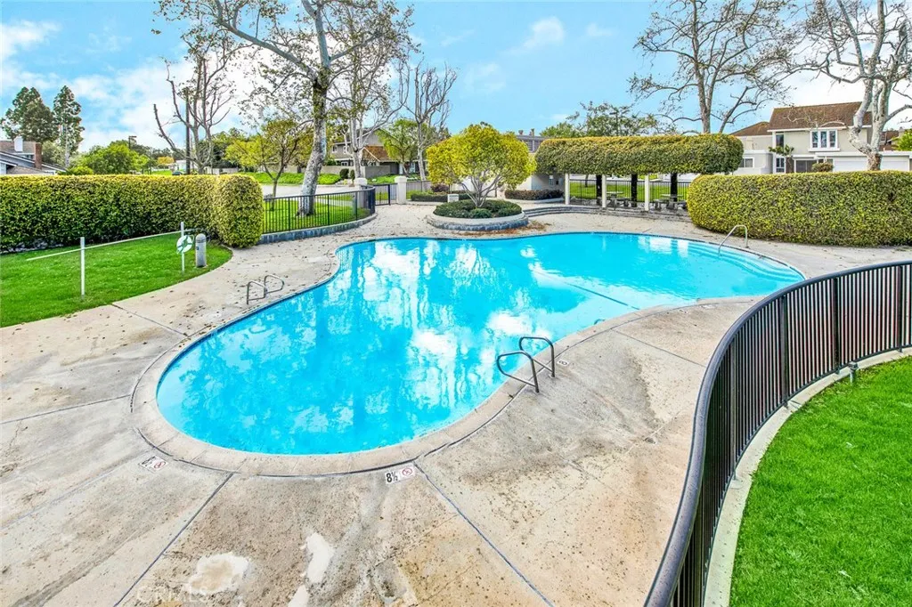 16 Woodpine Drive, Irvine, CA, 92604