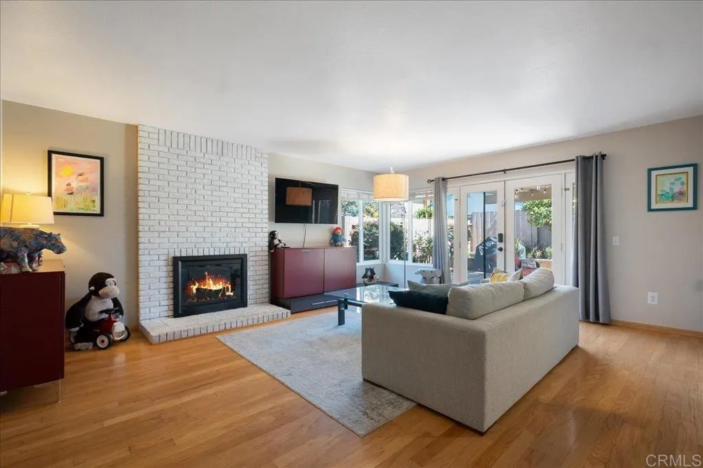 https://cdn.realtyfeed.com/cdn/127/306664003/114440dc696aaebaf2564428d6167c87.webp