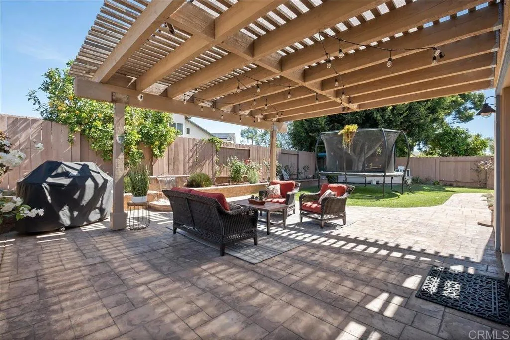 https://cdn.realtyfeed.com/cdn/127/306664003/1472e399ed9051506413e6005136419e.webp