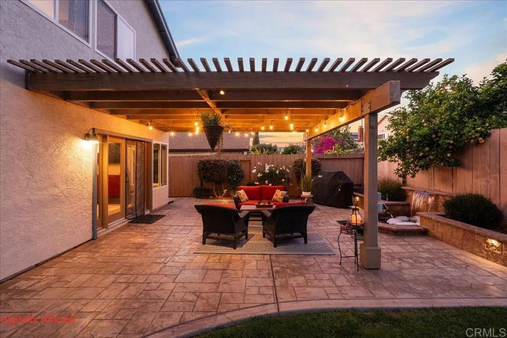 https://cdn.realtyfeed.com/cdn/127/306664003/1c6514c2c9584f2e4ee49193a8495641.webp