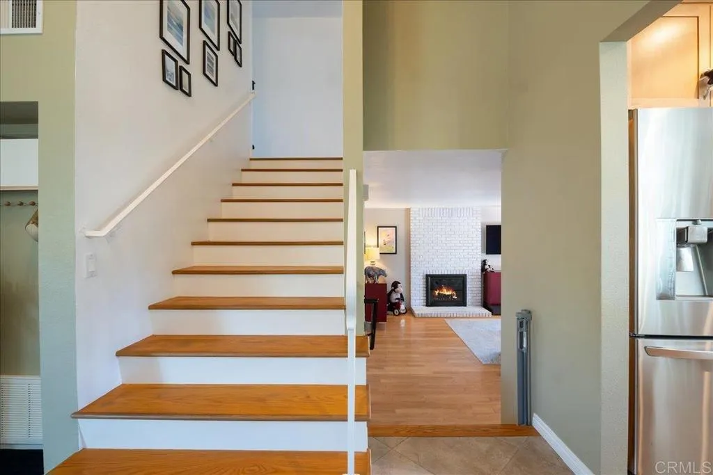 https://cdn.realtyfeed.com/cdn/127/306664003/8ee85c4b7c4875cd070c093391ffeed5.webp