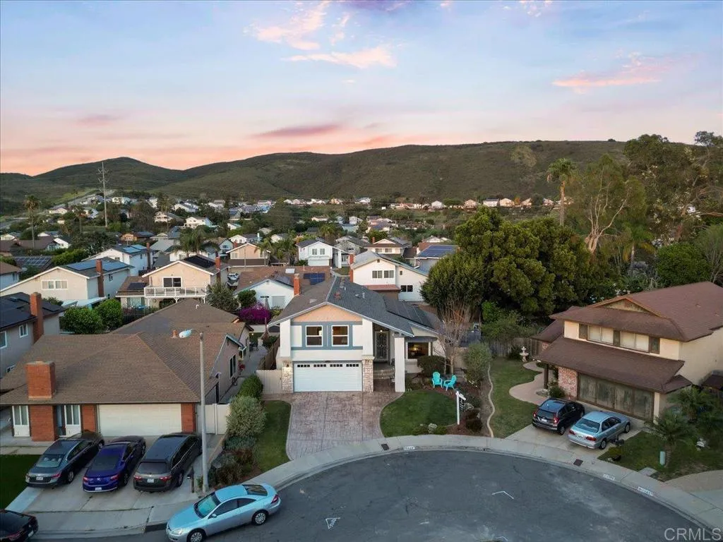 https://cdn.realtyfeed.com/cdn/127/306664003/93d72a8defbf71ead1ea09285d83f2ca.webp