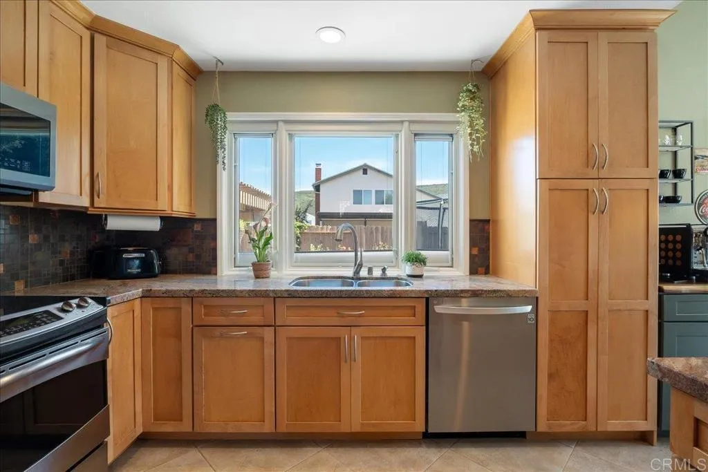 https://cdn.realtyfeed.com/cdn/127/306664003/d3f21ec75b8db9b7ce4460090de6bdc1.webp