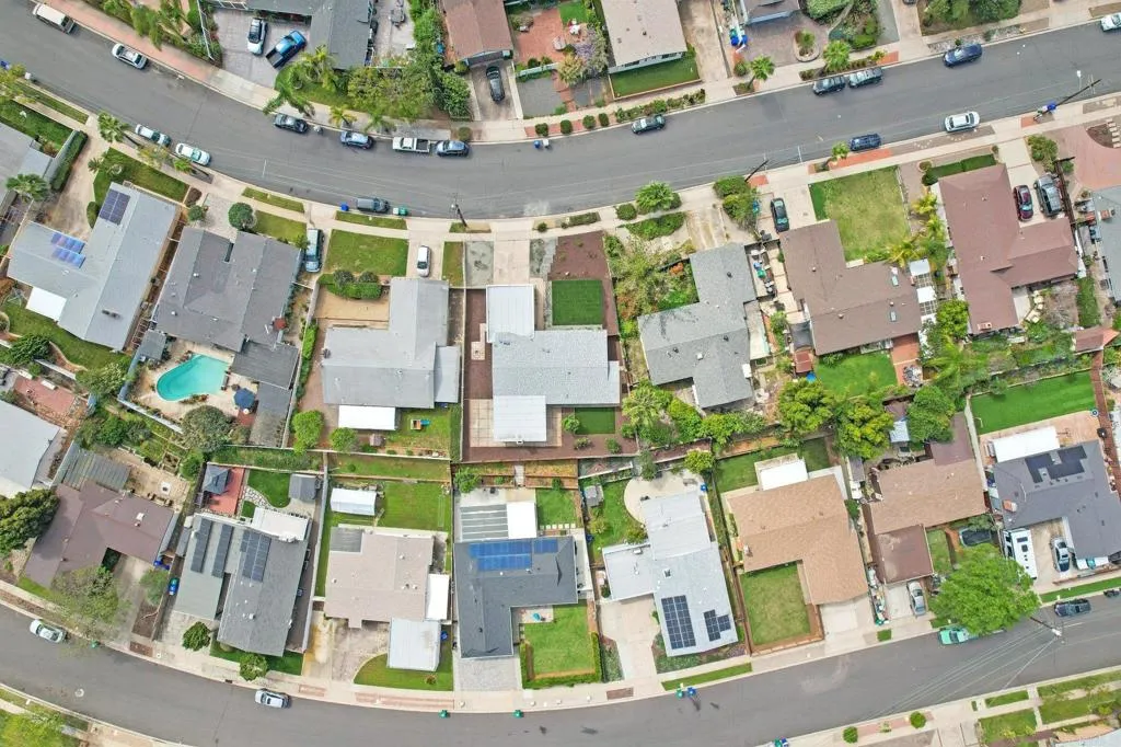 https://cdn.realtyfeed.com/cdn/127/306664032/e123a71c7cf1fe81703ed94b59b0be61.webp