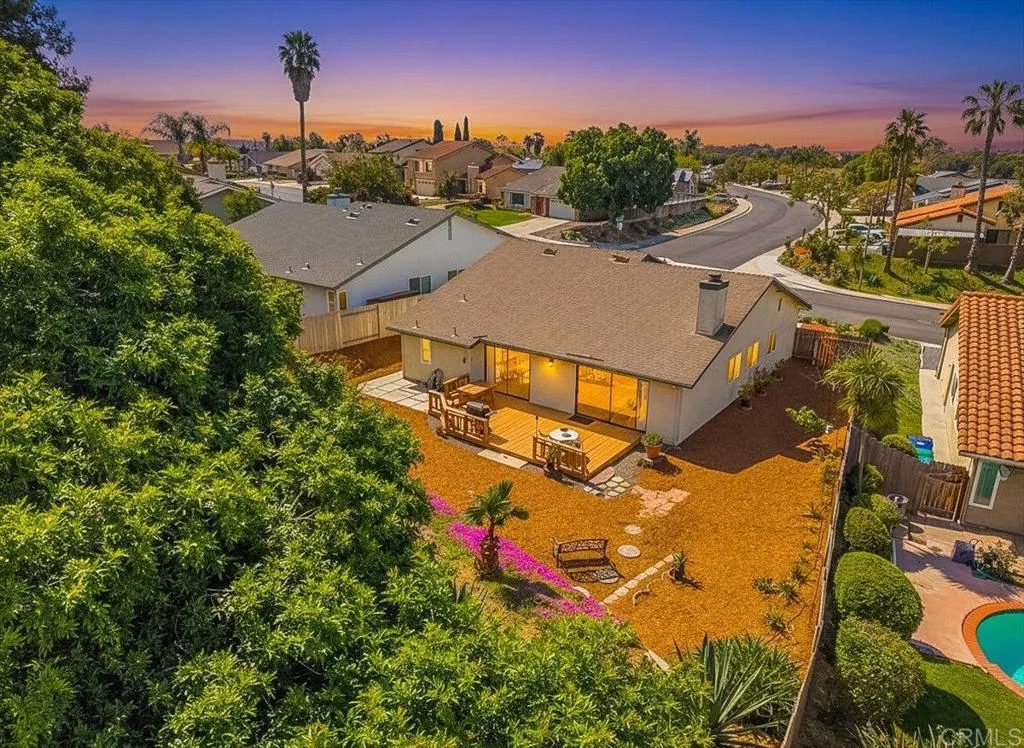 https://cdn.realtyfeed.com/cdn/127/306664117/da715c38a82a9e8d4f0aaf898d8815c8.webp
