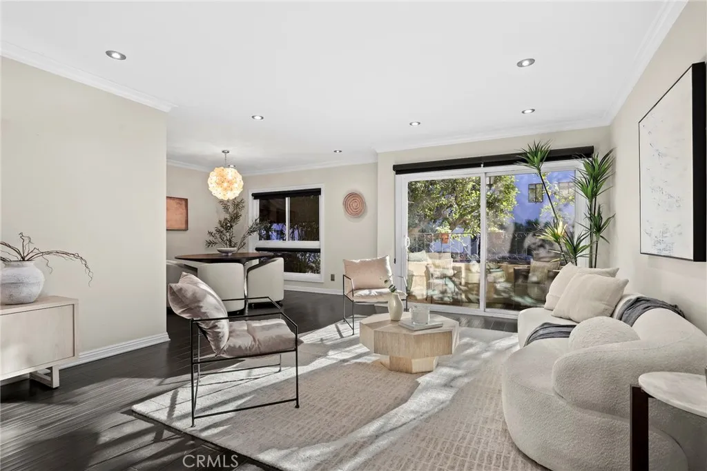 West Hollywood, CA 90069