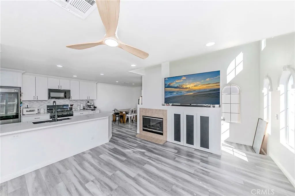 https://cdn.realtyfeed.com/cdn/127/306664173/08de57be8967cc3278c364a3aeba0164.webp