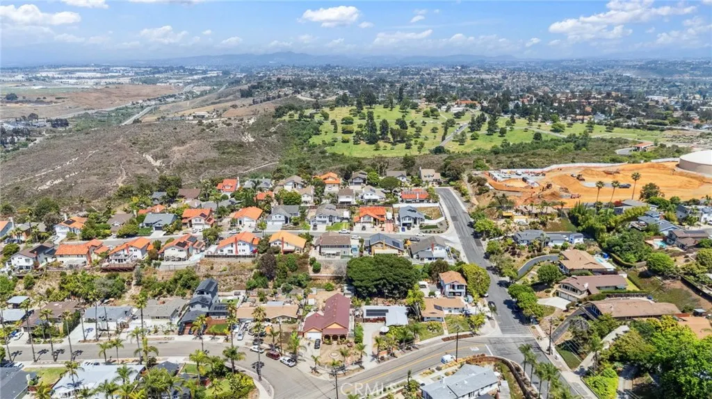 https://cdn.realtyfeed.com/cdn/127/306664174/ffca189a23bedf45f73ae76ceafc2f87.webp