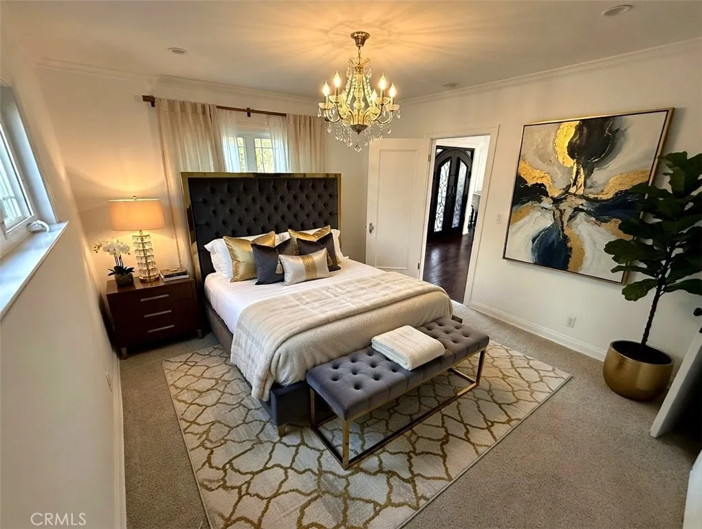 1901 Catalina, Los Angeles, CA, 90027