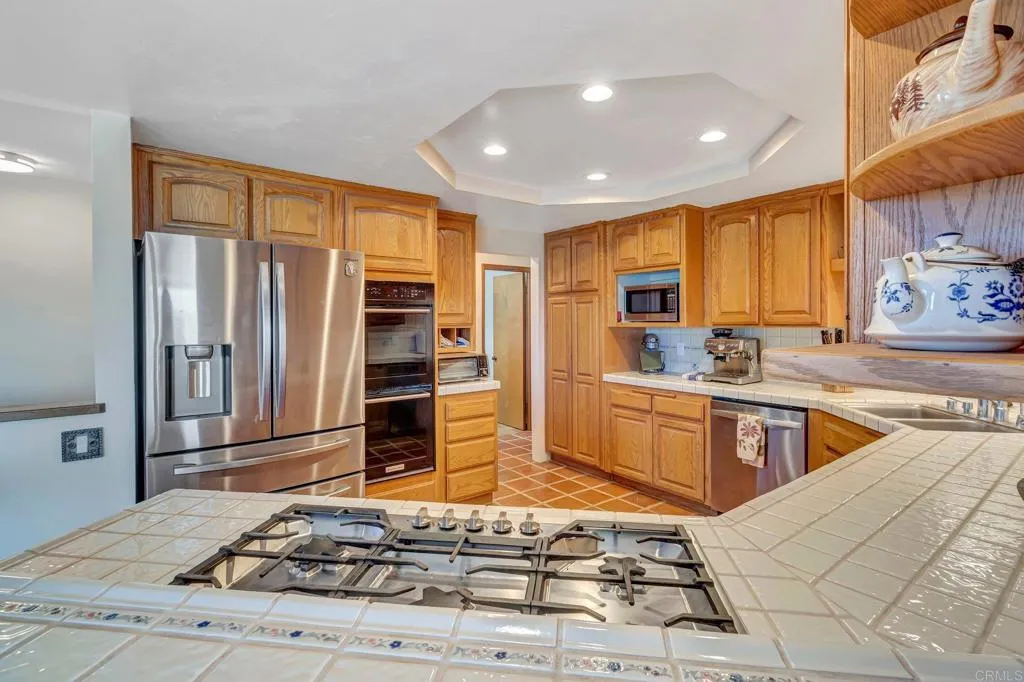 https://cdn.realtyfeed.com/cdn/127/306664189/0616b638cc1cc02489ef335e563a7f20.webp
