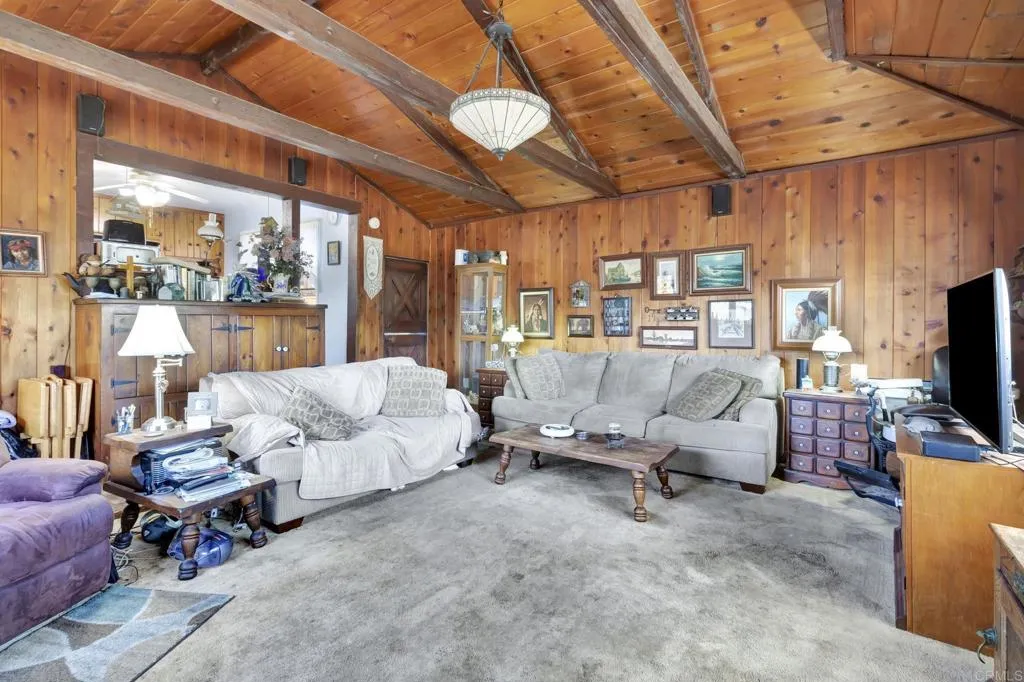 https://cdn.realtyfeed.com/cdn/127/306664229/e9c54b0e093b8649d8ee1bae927c0d5f.webp