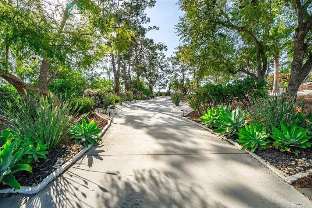https://cdn.realtyfeed.com/cdn/127/306664260/04dab273c2d851c17ef7dd6ce225b9bc.webp