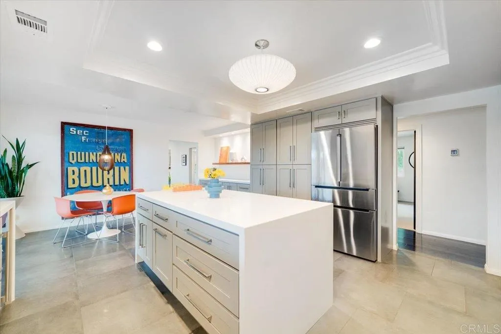 https://cdn.realtyfeed.com/cdn/127/306664260/138366ce23564709bf60e66b556b0c5d.webp